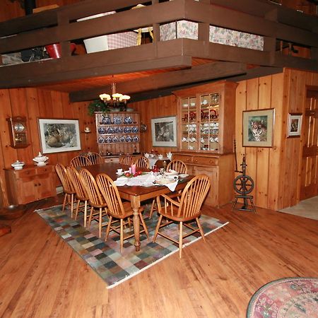 Stouffermill Bed & Breakfast Algonquin Highlands Exterior foto